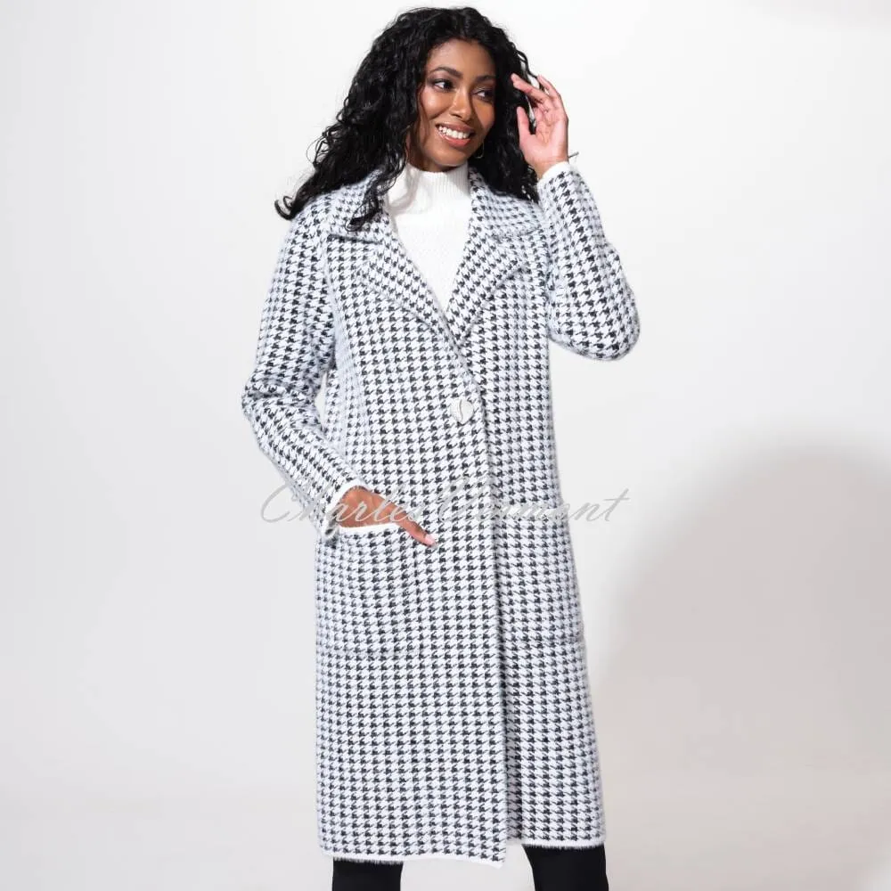 Alison Sheri Knitted Houndstooth Coat - Style A42325