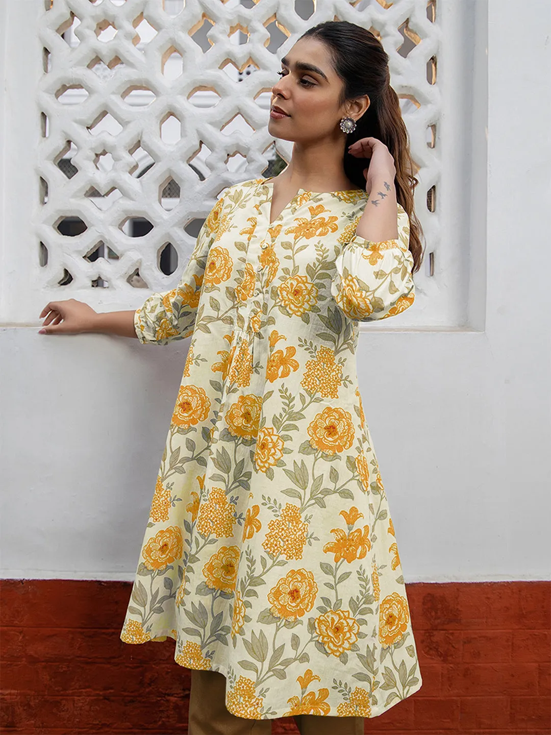 Off White Pure Cotton Floral Printed A-Line Tunic - By Janasya