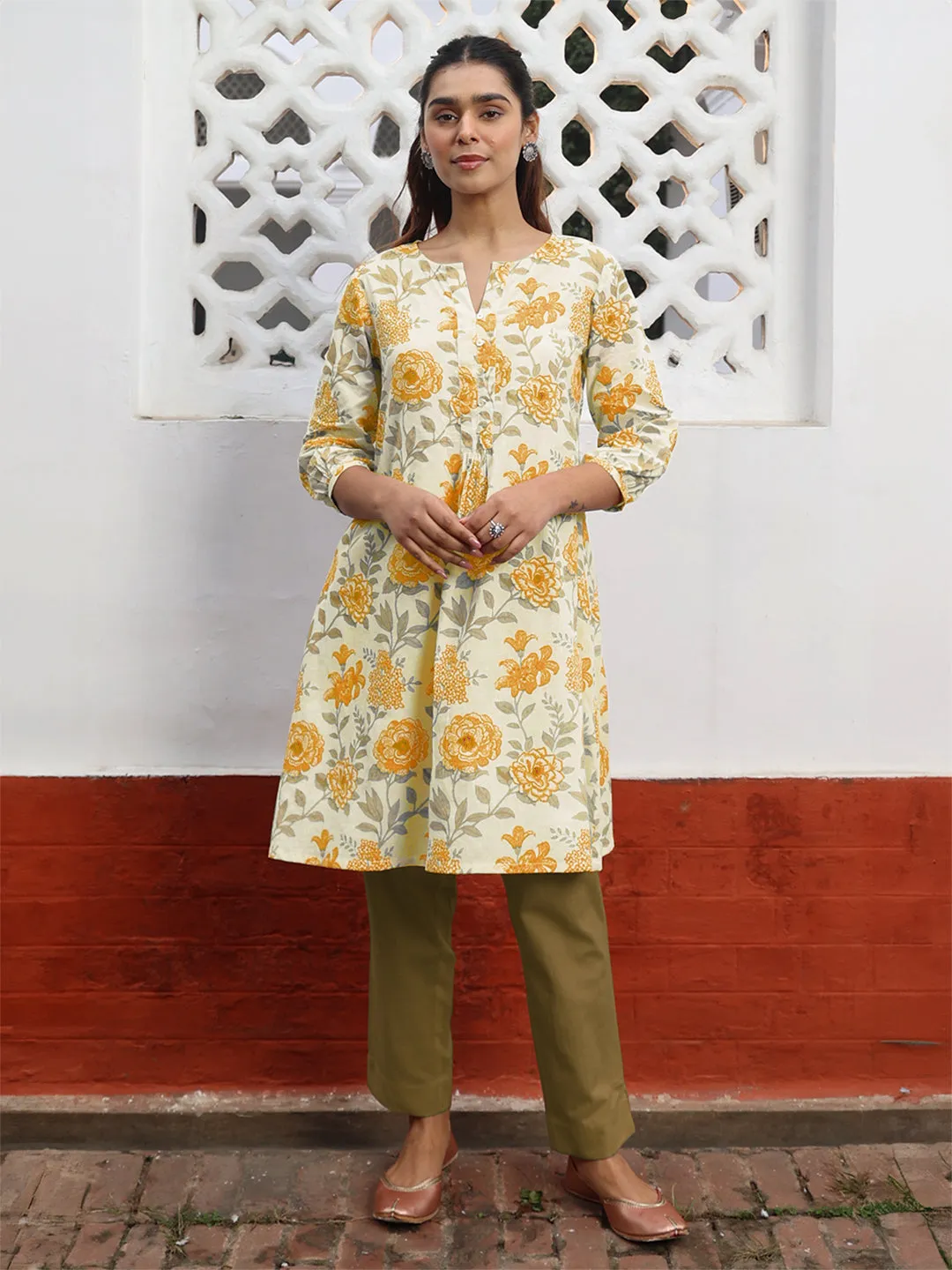 Off White Pure Cotton Floral Printed A-Line Tunic - By Janasya