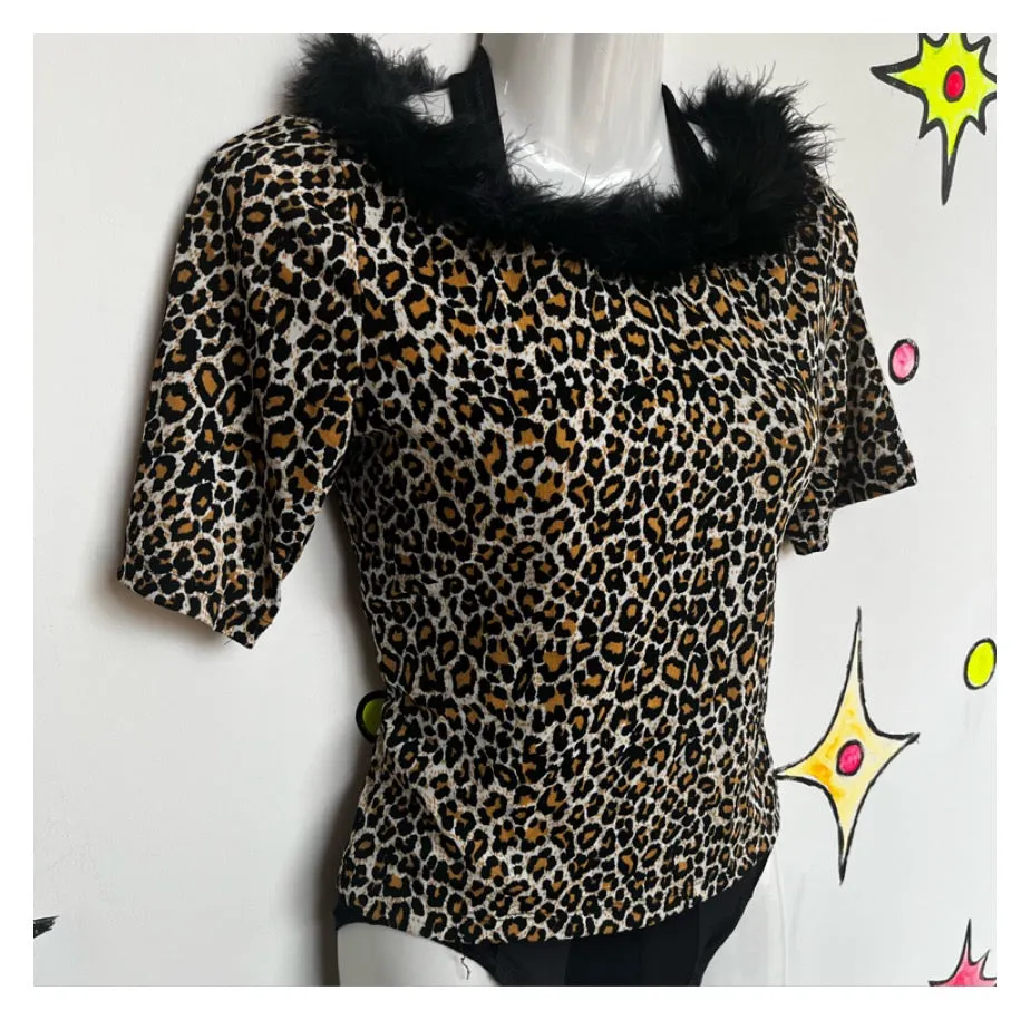 Vintage 1990's 90s | 90s Leopard Print Crop Top | M